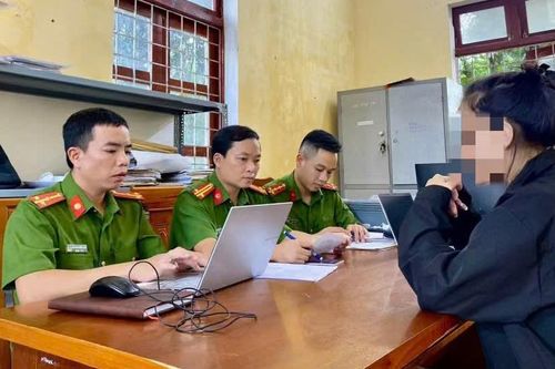 Công an xã kịp thời giải cứu cô gái bị lừa bán qua Campuchia