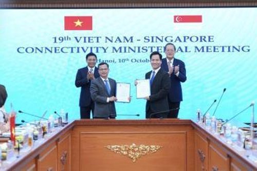 Đà Nẵng và Grab ký kết hợp tác thúc đẩy chuyển đổi số toàn diện