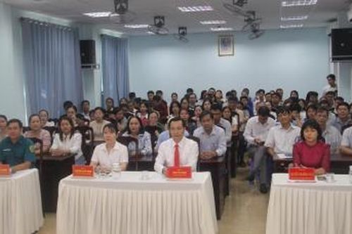 Gần 80 quần chúng tiêu biểu phường An Khê dự lớp bồi dưỡng nhận thức về Đảng