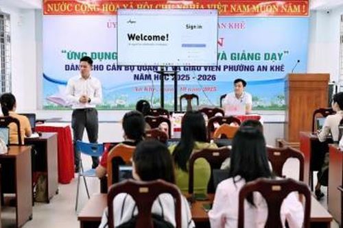 Tập huấn 'Ứng dụng AI trong quản lý và giảng dạy'
