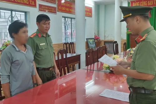 Bắt đối tượng cho thuyền viên sang vùng biển nước ngoài đánh bắt hải sản trái phép