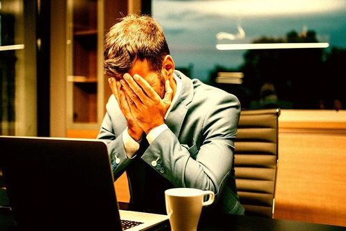 Hãng kiểm toán hàng đầu trả giá vì để AI bịa thông tin báo cáo