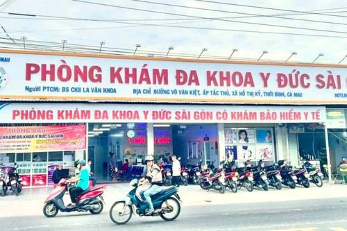 Dùng bằng bác sĩ 'lởm' khám hàng nghìn lượt bệnh nhân ở Cà Mau