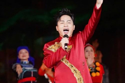 Tùng Dương, Hòa Minzy cháy hết mình trong đêm hội văn hóa