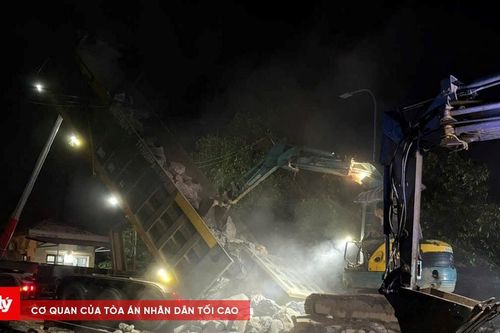 Ngành đường sắt xuyên đêm khắc phục sự cố