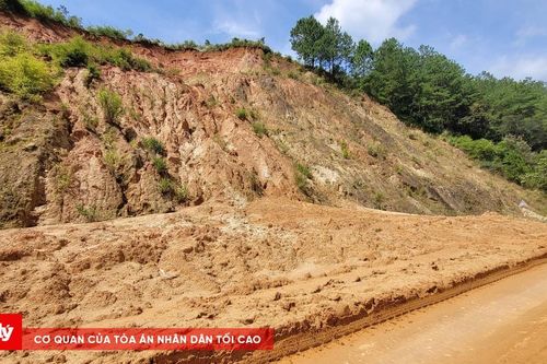 Quốc lộ 40B xuất hiện nhiều điểm sạt lở, tiềm ẩn nguy cơ mất an toàn