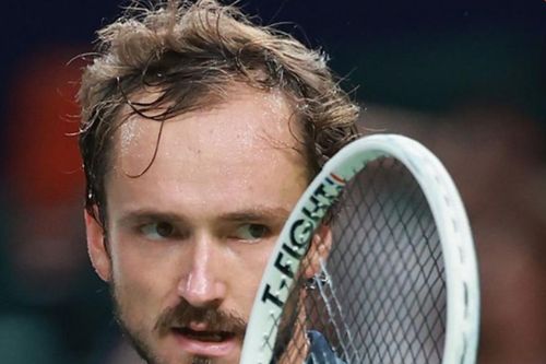 Daniil Medvedev thẳng tiến bán kết Thượng Hải Masters