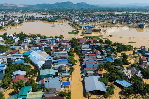 Miễn, giảm thuế cho doanh nghiệp, tổ chức, cá nhân bị thiệt hại do bão, mưa lũ