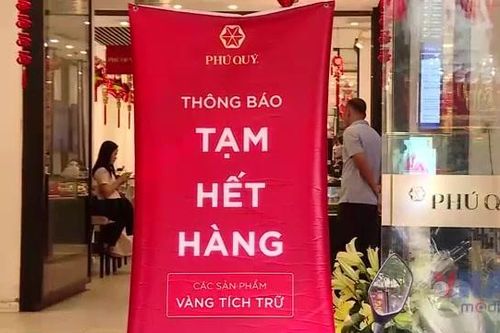 Hết hàng, dừng bán vàng trong ngày đầu áp dụng Nghị định mới