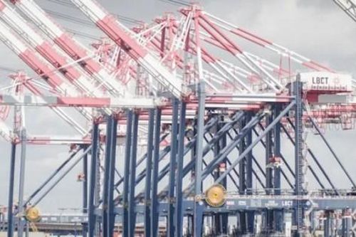 Một mặt hàng của Trung Quốc bị ông Trump áp thuế lên tới 270%