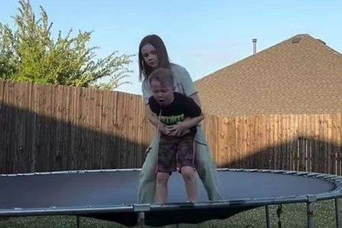 Bé gái 10 tuổi cứu sống em trai nhờ kỹ năng sơ cứu học từ mẹ