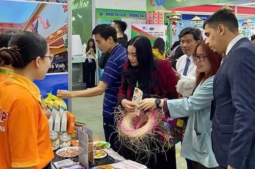 Vĩnh Long định hướng trở thành trung tâm thương mại điện tử của vùng