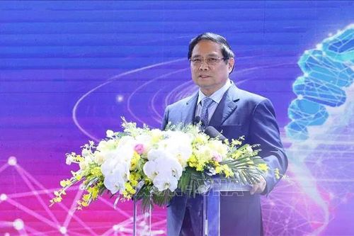 Nhà nước và doanh nhân đồng hành vì Việt Nam hùng cường