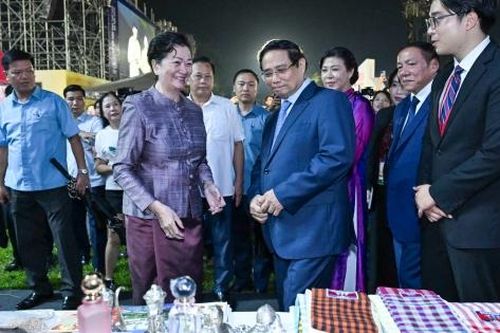 Chùm ảnh: Khai mạc Lễ hội Văn hóa thế giới tại Hà Nội lần thứ nhất
