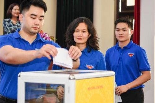 Tuổi trẻ Công Thương 'xung kích' hướng về đồng bào vùng lũ