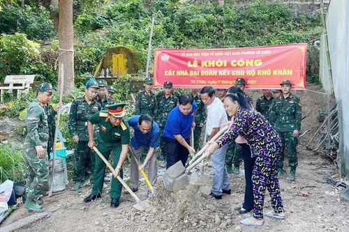 Phường Tô Châu khởi công xây dựng nhà Đại đoàn kết