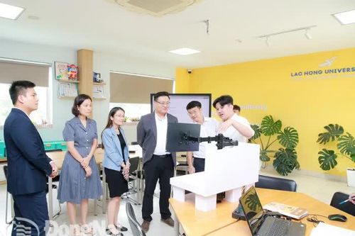 Tạo đột phá về nguồn nhân lực chất lượng cao
