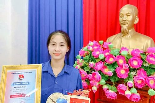 Tự hào đảng viên tuổi 18 - Tăng cường sức trẻ cho tổ chức Đảng