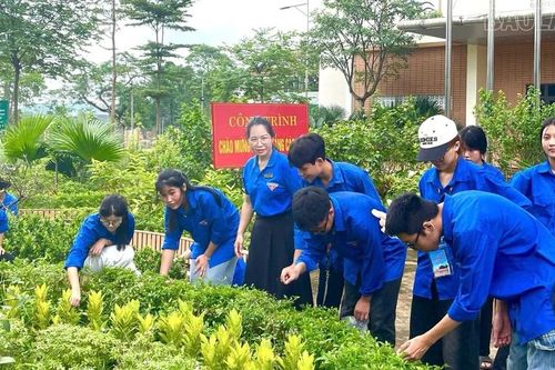 Xây dựng lối sống đẹp cho học sinh