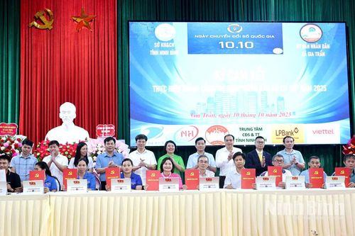 Gia Trấn tổ chức 'Ngày hội Toàn dân học tập số'