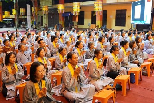 Hà Nội: Trang nghiêm Pháp hội Dược Sư lần thứ XX tại chùa Bằng