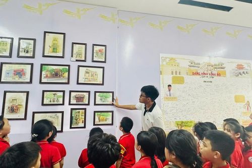 Học sinh Hà Nội thể hiện tình yêu lịch sử Thủ đô theo cách đặc biệt