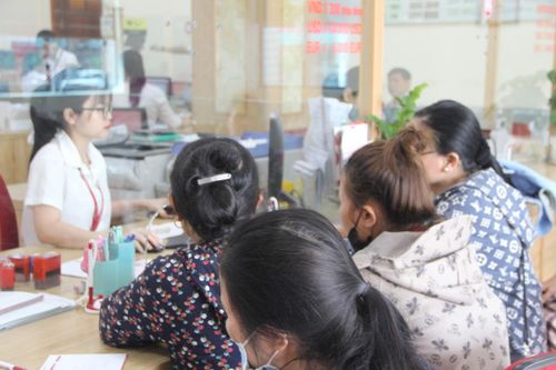 Ngành Ngân hàng Khu vực 7 kịp thời tiếp sức sau bão