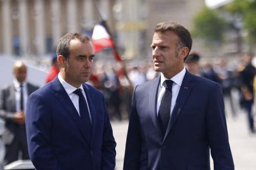 Tổng thống Macron tái bổ nhiệm ông Sebastien Lecornu làm Thủ tướng