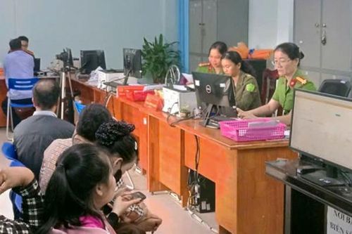 Công an xã Châu Thành tiên phong chuyển đổi số phục vụ người dân