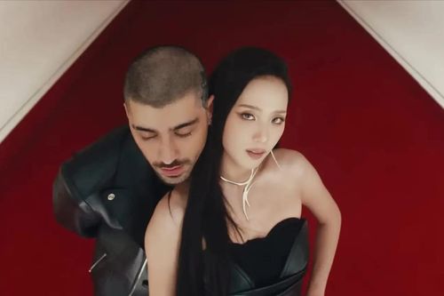 Jisoo 'gây sốt' khi hợp tác với Zayn Malik