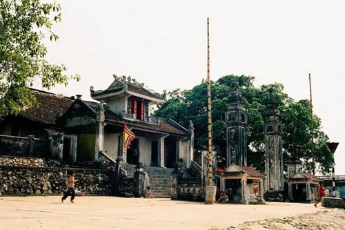 Đền Cờn - ngôi đền linh thiêng ở Nghệ An
