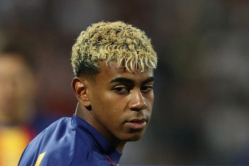 Barcelona bị FIFA 'dội gáo nước lạnh'