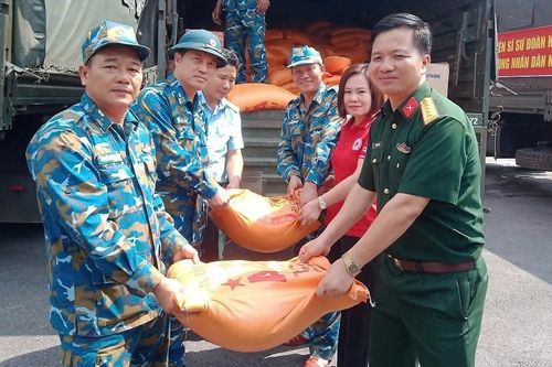 Cập nhật tình hình lũ lụt và công tác cứu trợ ngày 12/10