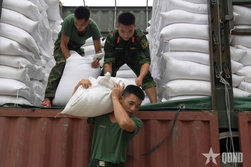 Lạng Sơn: Giúp nhân dân ổn định cuộc sống ngay khi lũ rút