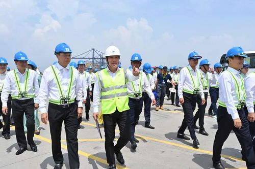 Xác lập tư duy và tầm nhìn dài hạn gắn với định hướng phát triển TPHCM