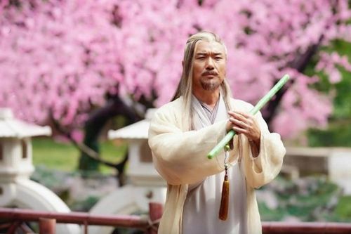 9 tuyệt kỹ 'đỉnh nóc kịch trần' làm nên uy danh bất bại Hoàng Dược Sư