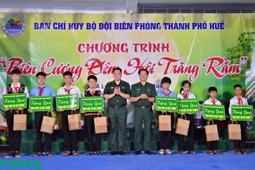 'Trái ngọt' từ những việc làm nhân văn