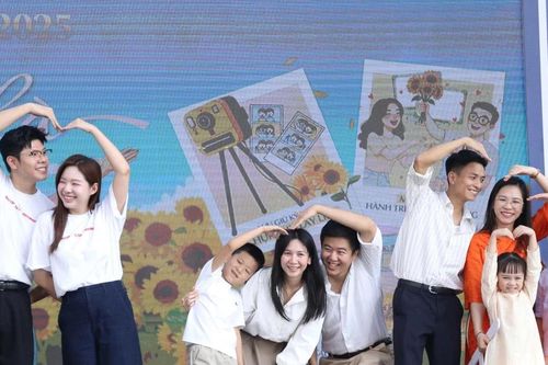 Ngày hội Gia đình trẻ hạnh phúc, viết tiếp hành trình yêu thương