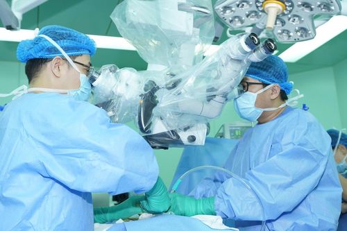 Chữa cho người bị động kinh 15 năm bằng kỹ thuật lần đầu áp dụng tại Việt Nam