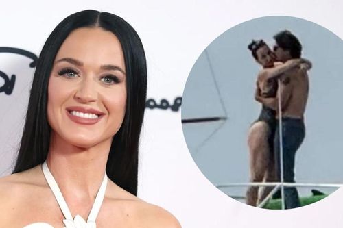 Ca sĩ Katy Perry ôm cựu Thủ tướng Canada trên du thuyền riêng