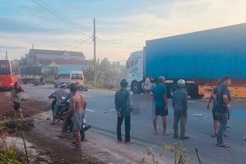 Gia Lai: Hai vợ chồng tử vong sau va chạm với ôtô khách trên Quốc lộ 1