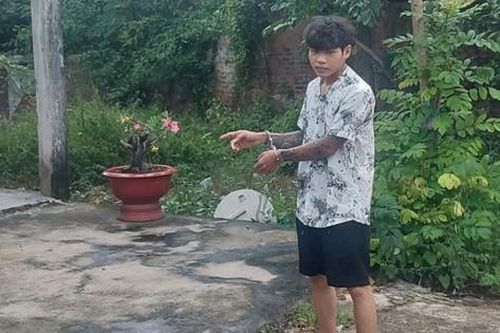 Bắt đối tượng cướp tài sản của em họ
