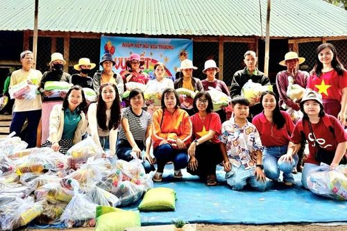 Kết nối tấm lòng, lan tỏa yêu thương