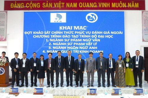 Trường Đại học Khánh Hòa khai mạc đợt khảo sát chính thức phục vụ đánh giá ngoài 4 chương trình đào tạo đại học