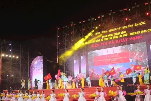 Chương trình nghệ thuật chào mừng thành công Đại hội Đảng bộ tỉnh Lâm Đồng
