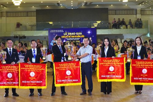 Vũ điệu gắn kết mọi thế hệ