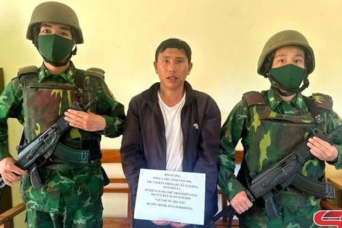 Bắt đối tượng tàng trữ trái phép chất ma túy