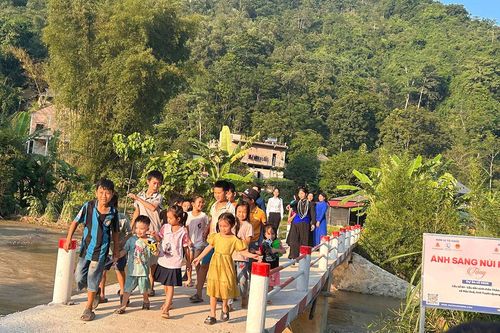 Khánh thành cầu dân sinh tại xã vùng cao Mậu Duệ