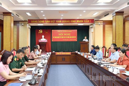 Nâng cao năng lực chuyên môn, nghiệp vụ về công tác tổ chức xây dựng Đảng
