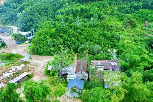 Khẩn trương di dời, tái định cư cho người dân ở vùng sạt lở núi Phú Gia